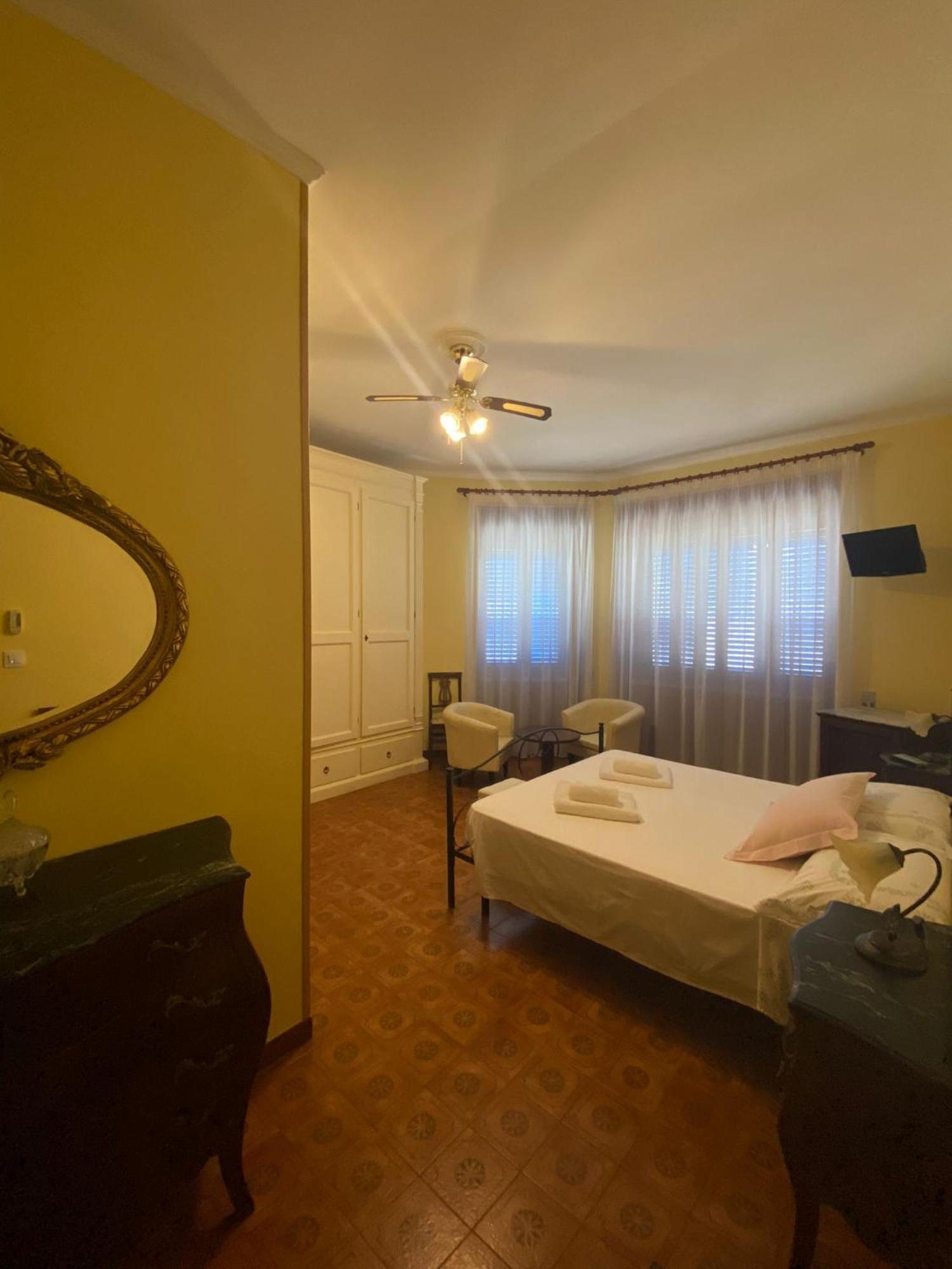 Belvedere4Colonne B&B Rooms & Suites Santa Maria al Bagno Exterior photo